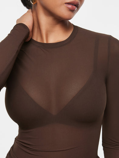 Body Tule Marrom Escuro – Feminino, Manga Longa, Segunda Pele Transparente, Super Elástico – Tamanho Único (veste P–G)